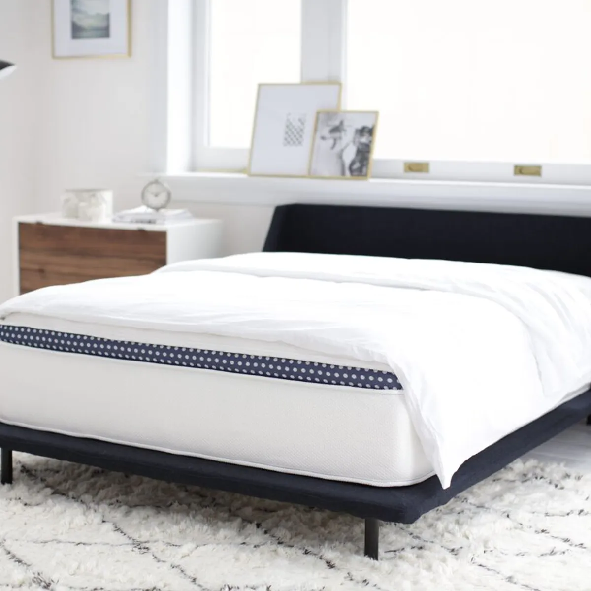 WinkBeds Wink Luxury Hybrid Mattress